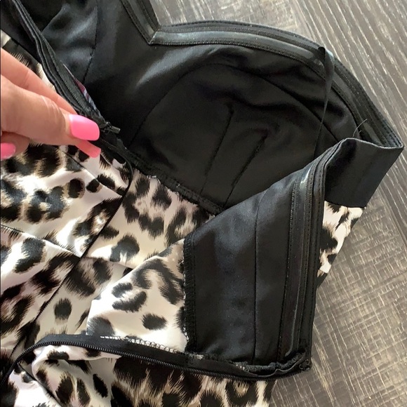 Cheetah print dress - Picture 4 of 6